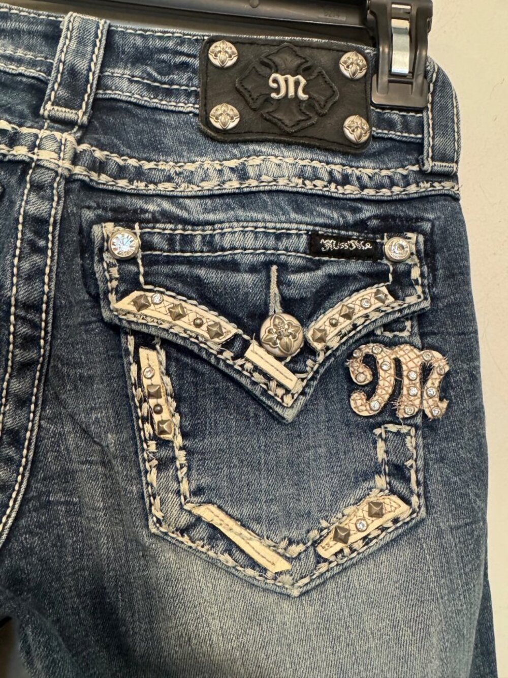 Miss Me Womens Bootcut Jeans Size 25 Studded Embellished Pockets - Picture 7 of 7